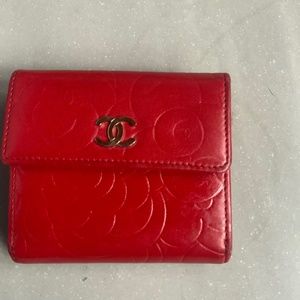 100% Authentic Camellia Compact Interlocking CC Logo Compact Wallet